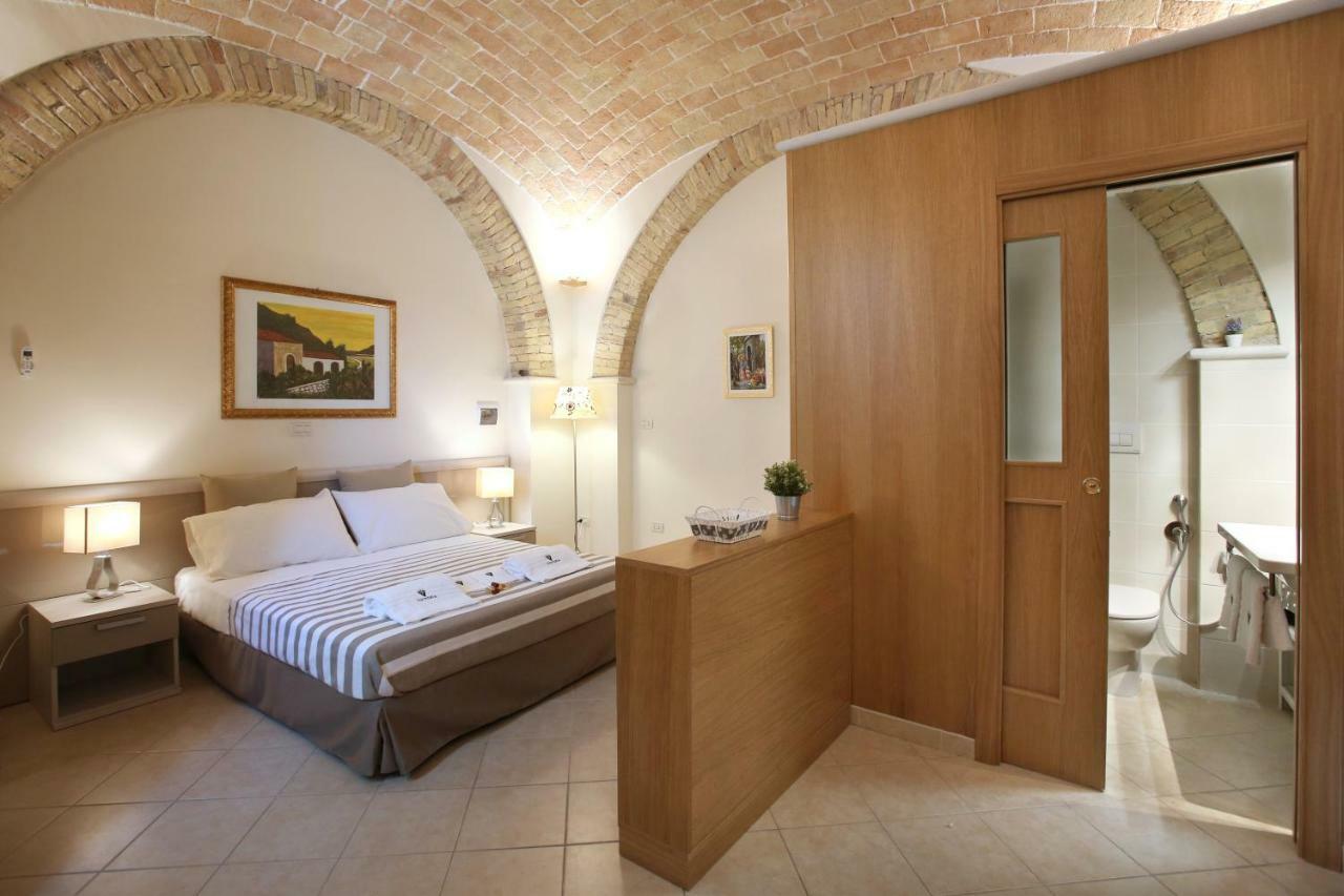 טרמולי Victoria Royal Apartments & Rooms מראה חיצוני תמונה