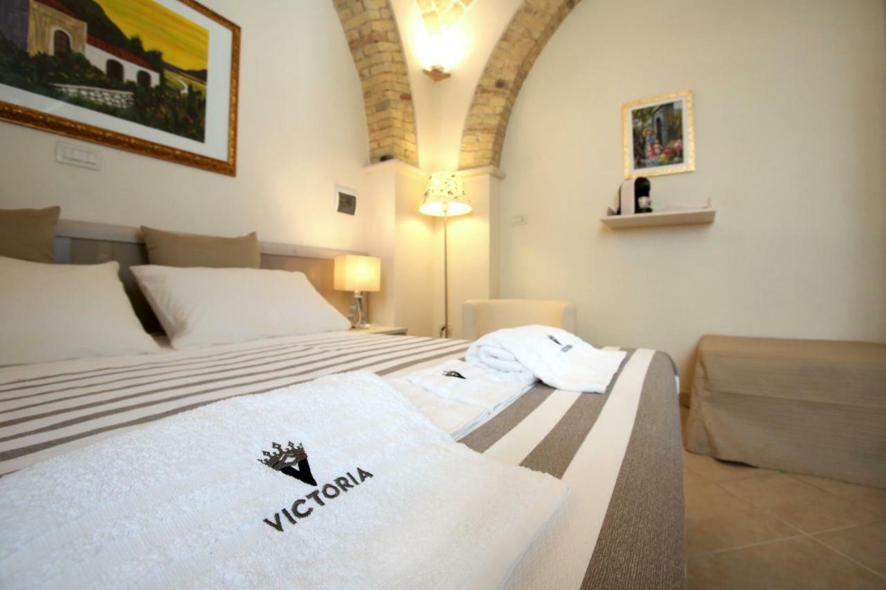 טרמולי Victoria Royal Apartments & Rooms מראה חיצוני תמונה